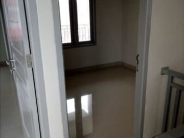 Rumah di Sukmajaya, Baru, 2Lt, dlm Cluster di Kemang II