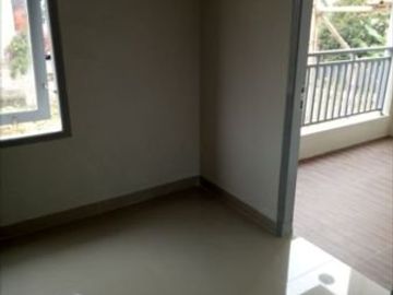 Rumah di Sukmajaya, Baru, 2Lt, dlm Cluster di Kemang II