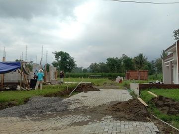 RUMAH BARU HARGA PROMO DI KHAYRA RESIDENCE TUMPANG