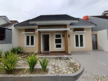 RUMAH LUAS KELUARGA PUAS 3 KT DI DEKAT RS ISLAM PDHI SLEMAN