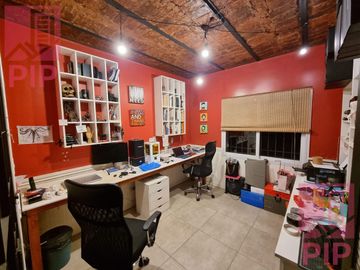 Casa  en Venta Moron / Moron (B110 607)