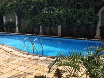 Rumah Hoek Mewah 2 Kavling Di Tebet Jakarta Selatan LT 965m 9KT