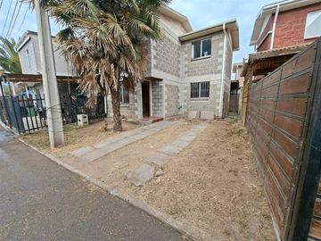 Casa 3 dorm. Avenida Ejercito Libertador, Puente Alto