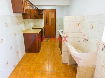 📍 Departamento en Los Álamos de Monterrico – Surco

💥 PRECIO AJUSTADO: $115,000 💰
(Incluye cochera lineal para 2 autos o camionetas 🚗🚗)
📄 ¡Documen