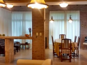 CARILO HERMOSO CHALET  VENTA INMEDIATA  ESCUCHA OFERTAS