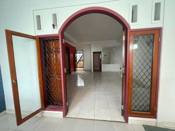 Rumah Ciputat Strategis Siap Huni Paling Cantik dan Nyaman