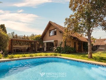 Rica casa en venta de 4 dorm. en San Carlos
