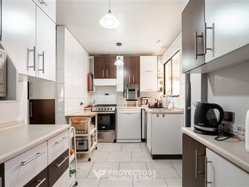 Rica casa en venta de 4 dorm. en San Carlos
