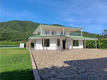 VENTA CABAÑAS BAHIA CONCHA