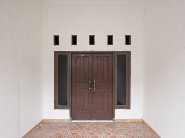 Rumah LB 120 SHM 15 menit ke Summarecon Mall Bekasi Siap KPR J-53297