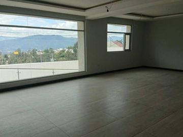 Venta casa 3 dormitorios acabados de lujo, Por estrenar, Sector Nayón