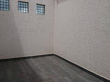 Venta casa 3 dormitorios acabados de lujo, Por estrenar, Sector Nayón