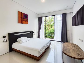 VILLA CANTIK 4 LANTAI DI JIMBARAN DJUAL MURAH