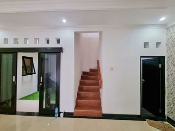 Rumah DiJual Kondisi Baru Di Duren Tiga Kali Bata