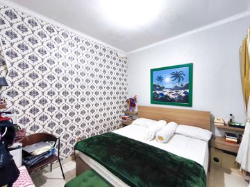 Rumah 6 Kamar Tidur SHM 10 Mnt ke Summarecon Mall Serpong J-45121