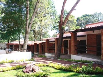 Rancho ecuestre en medio del bosque en Huitzilac, Morelos