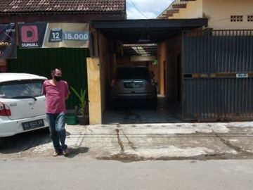 Rumah gumpang kartasura bonus kost dan kios