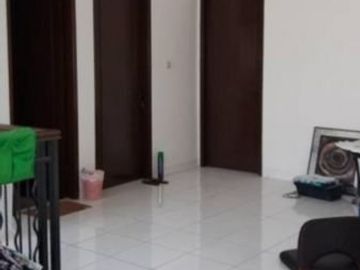 Rumah Second 2 Lantai Mewah dan Strategis di Ciputat Tangsel 2 M an (aisah)