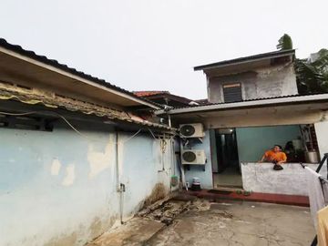 Rumah Dijual + 5 Kios di Kebon Jeruk Dekat RCTI