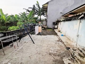 Rumah Dijual + 5 Kios di Kebon Jeruk Dekat RCTI