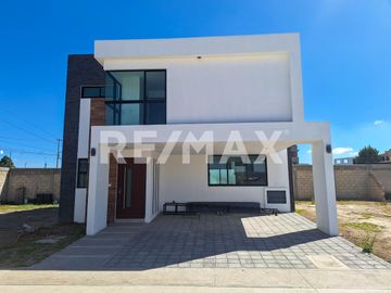 CASA EN CONDOMINIO EN VENTA - (3)