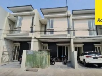 Dijual Rumah 2 lantai di Rungkut Asri, Surabaya