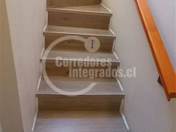 2 PISOS. 240 M2. 4 dorm. 2 Baños. en Peñalolén