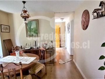 2 PISOS. 240 M2. 4 dorm. 2 Baños. en Peñalolén