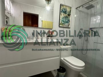 casa en venta en provenza. Cod V61872