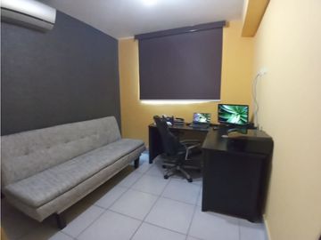 SE VENDE APARTAMENTO AMOBLADO EN CARRASQUILLA
