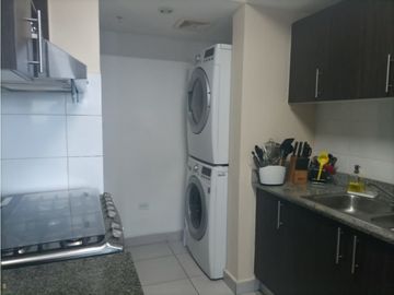 SE VENDE APARTAMENTO AMOBLADO EN CARRASQUILLA