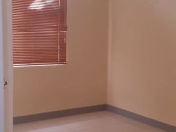 Dijual Rumah d komplek cikutra atas Pasir honje Lt 109 Lb 78 Kt 2 Km 1 Taman depan belakang Rumah siap huni