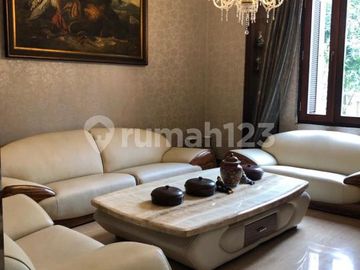Rumah Mewah View Langsung Padang.golf Modernland