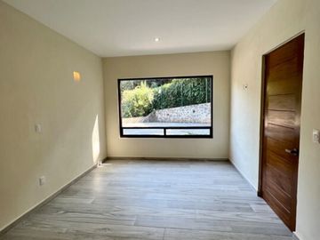 CASA EN VENTA EN ALTAVA RESIDENCIAL VALLE DE BRAVO MEXICO