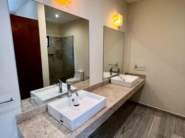 CASA EN VENTA EN ALTAVA RESIDENCIAL VALLE DE BRAVO MEXICO