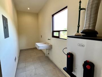 CASA EN VENTA EN ALTAVA RESIDENCIAL VALLE DE BRAVO MEXICO