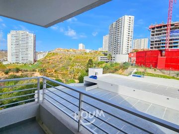 ¡Tu nuevo hogar te espera en la Urbanización Santa Victoria! 🏡✨  

📍Ubicación privilegiada
Descubre este acogedor departamento en el 2do piso con a