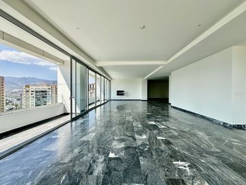 ESPECTACULAR PENT HOUSE!! EN VENTA EN BOSQUE REAL