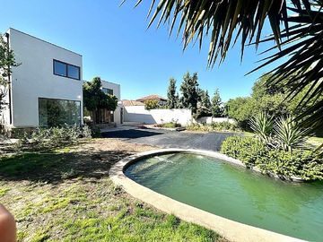 CONDOMINIO CONSOLIDADO DE PIEDRA ROJA EXCELENTE UBICACIÓN