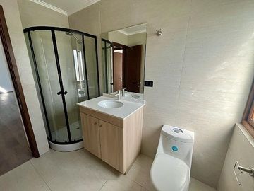 CONDOMINIO CONSOLIDADO DE PIEDRA ROJA EXCELENTE UBICACIÓN