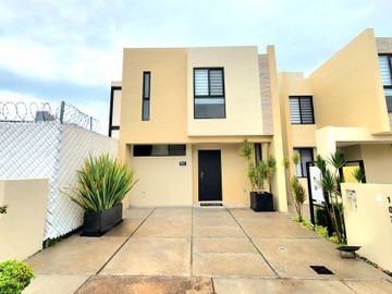 Venta Casa nueva norte Interlomas León gto Fiore