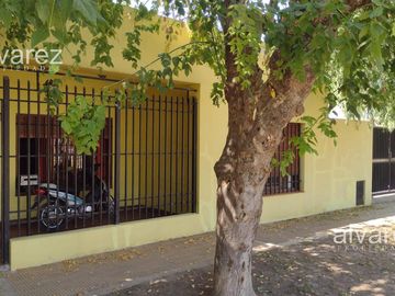 Casa 4 Ambientes Venta Merlo