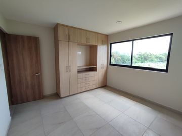 Estrena Residencia en Bio Grand Juriquilla, 3 Recamaras, Jardín, Alberca, LUJO