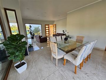 CASA EN VENTA ALGARROBAL DE CHICUREO CON PANELES SOLARES !!