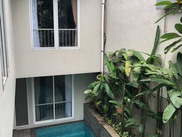 Disewakan Rumah Mewah di Kebayoran Baru Kondisi Kondisi Siap Huni
