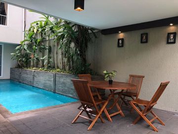 Disewakan Rumah Mewah di Kebayoran Baru Kondisi Kondisi Siap Huni