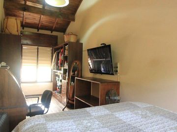 Venta - Chalet en duplex cuatro ambientes - Calasanz 1000