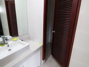 Office Space for Rent in Makati City, Philippines CB0021