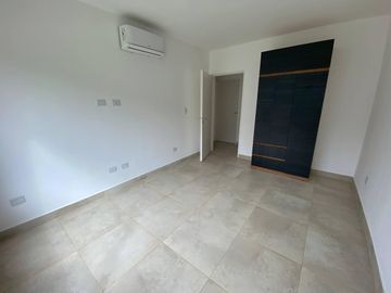 CASA EN VENTA DE 4 AMBIENTES EN SAN LUCAS- CANNING