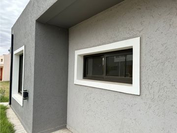 SE VENDE CASA A ESTRENAR EN COUNTRY TEJAS 4